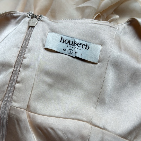 NWOT HOUSE OF CB 'Vittoria' Champagne Chiffon Floor Length Gown sz S - Picture 9 of 11